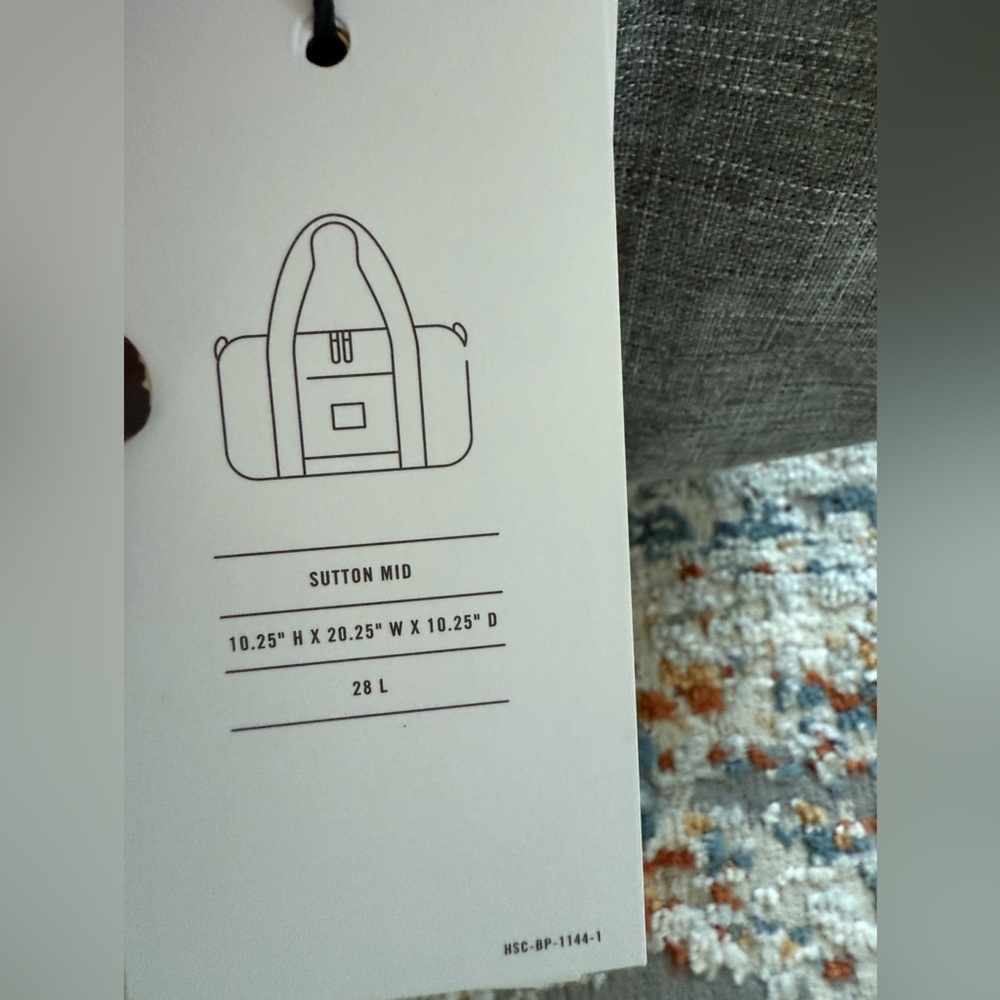 NWT Herschel Supply Company Duffle Bag - Heather Gray - Picture 10 of 10